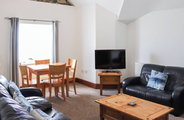 4 bedroom accommodation in Caernarfon