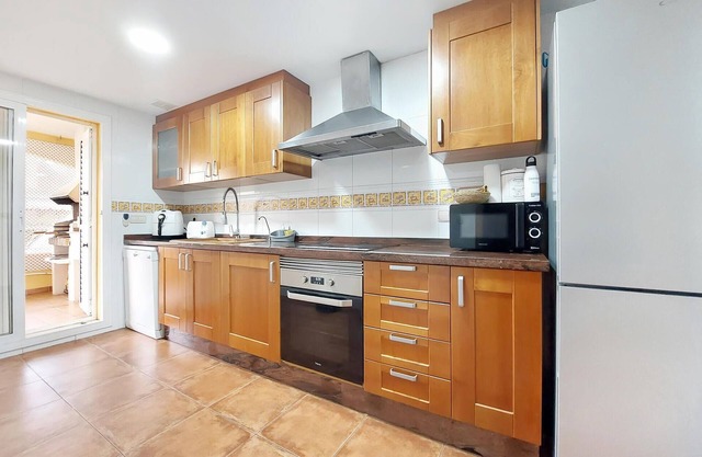 4 bedroom accommodation in Sagunto