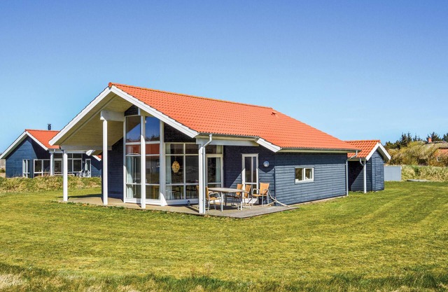 4 bedroom amazing home in Ulfborg