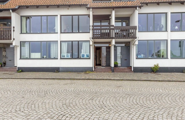 4 bedroom awesome home in Simrishamn