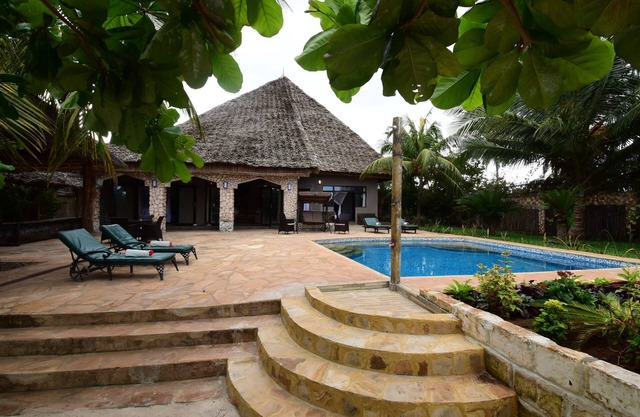 4 Bedroom Beach Front Villa with own pool