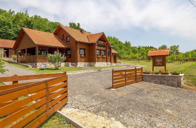 4 bedroom beautiful home in Otocac