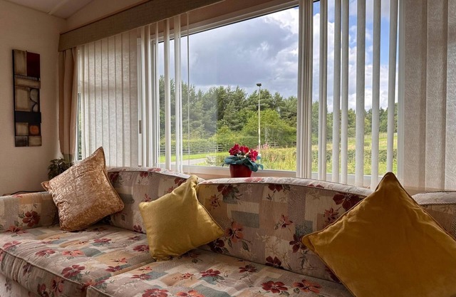 4-bedroom Cosalt Parkhome in Uddingston, Glasgow