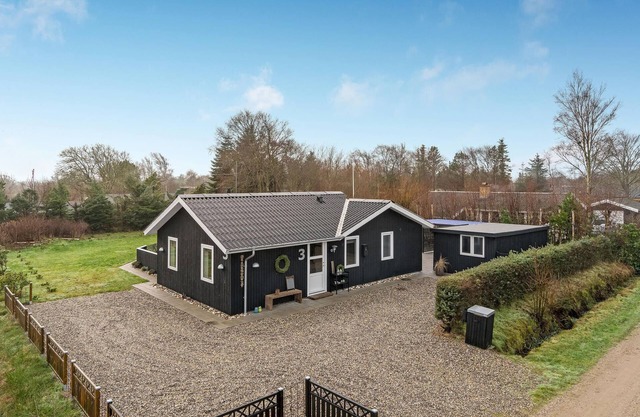 4 bedroom nice home in Blokhus