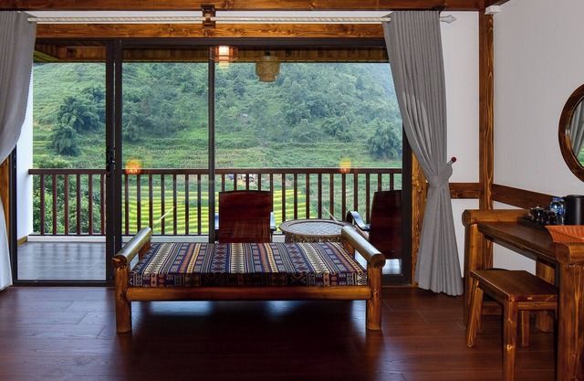 4-bedroom resort in terrific Lao Cai with WiFi, AC