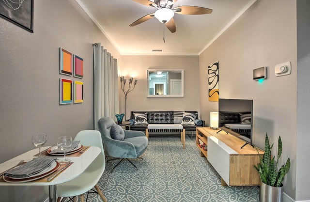 4 Mi to Dtwn: Dallas Gem w/Furnished Patio