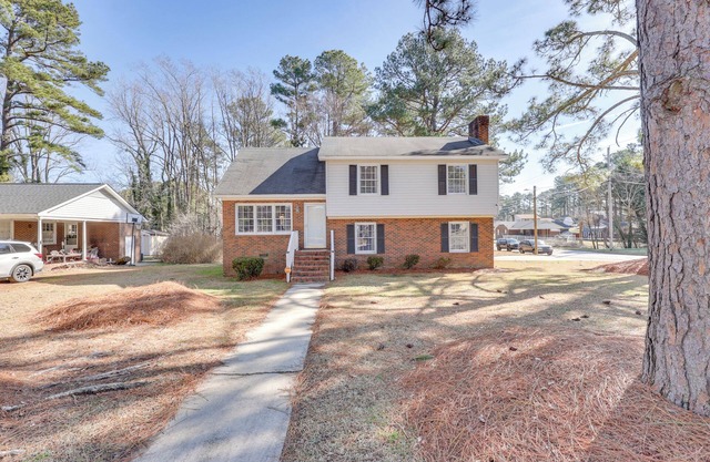 4 Mi to Dtwn: Home w/Deck & Yard in Wilson