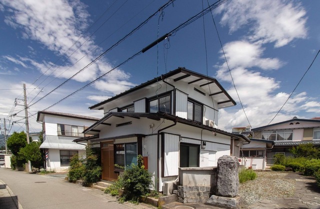 4 minutes walk from Kawaguchiko Station FTH maro/Minamitsurugun Yamanashi