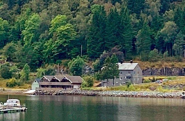 4 person holiday home in Leirvik i Sogn