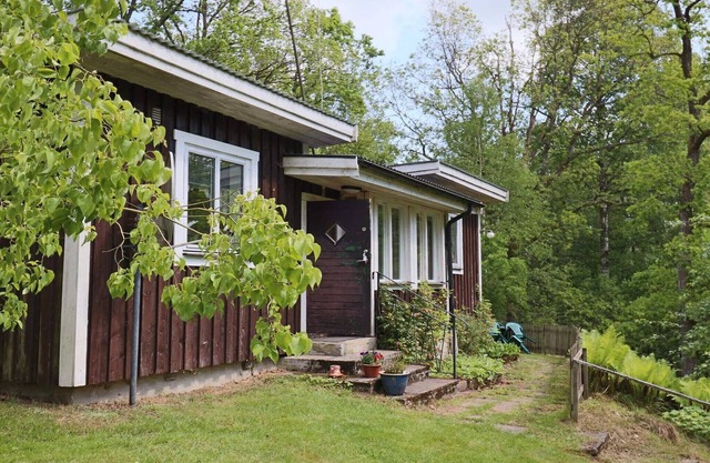 4 person holiday home in ÖRKELLJUNGA