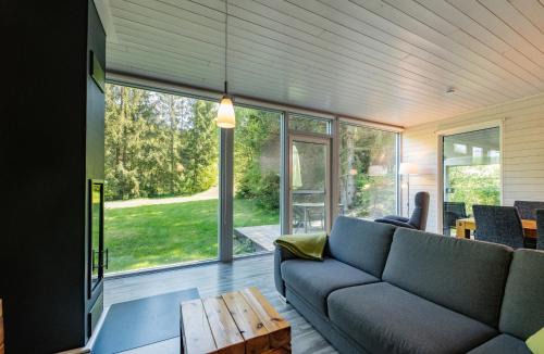 4 Personen mit Sauna F1H5