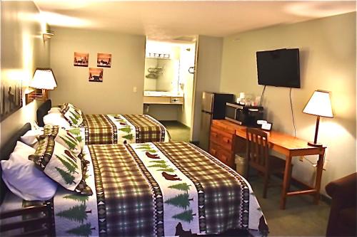 4 Season Fun at Legend Cottage Inn