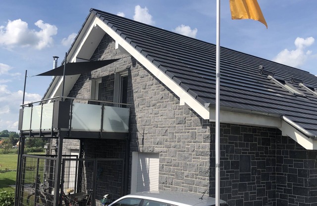 4-star vacation apartment with a view directly on the volcano cycle path - no fitters