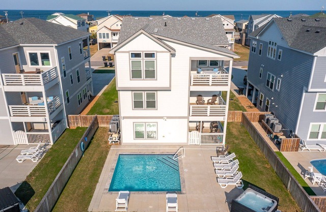 4057 Fairways & Seaspray * 4 Min Walk to Beach