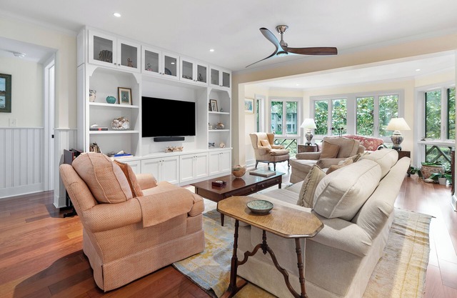 4811 Turtle Cove Villa: 2BR Long Term Rental, Lagoon Views, Near Beach