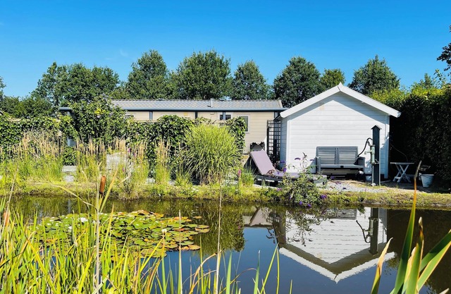 4p chalet met eigen tuin op een mooie gezinscamping.