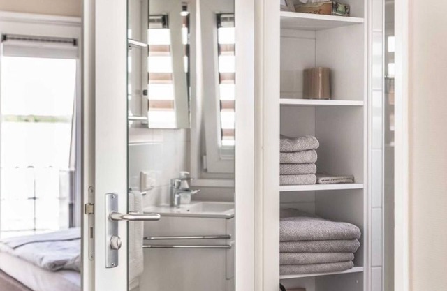 4th Floating vacation home Möwenblick - Floating vacation homes Gräbendorfer