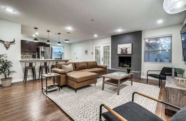5-BD,2-BA Spring Valley Park Home w Backyard Fun
