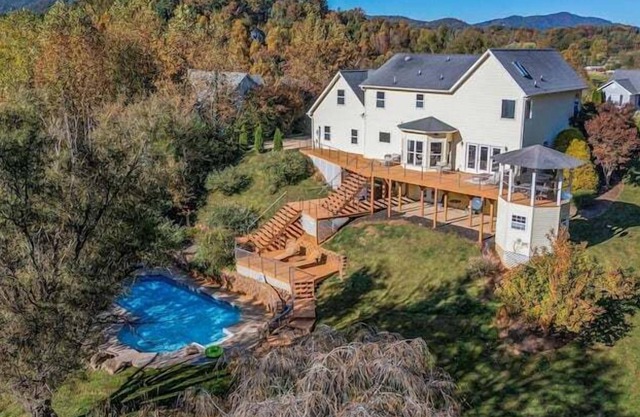 5 Bedroom 682753 by Houzlet
