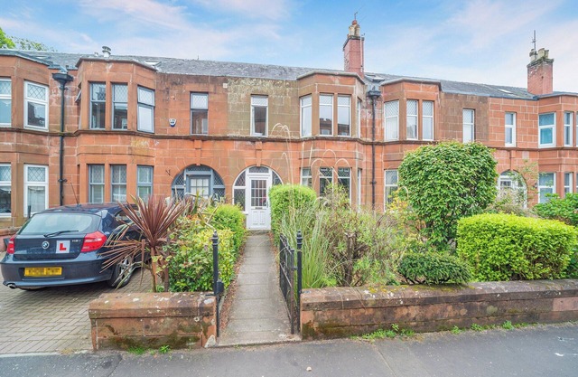 5 bedroom accommodation in Largs