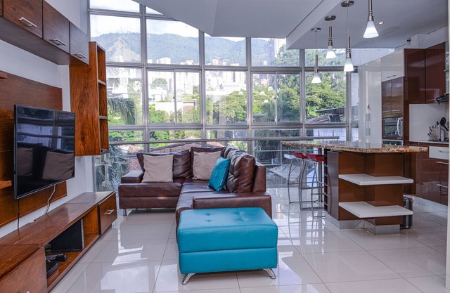 5 Bedroom Combo PH 3 Bedroom roof top Hot tub Lleras and a 2 Bedroom 2 floors below.