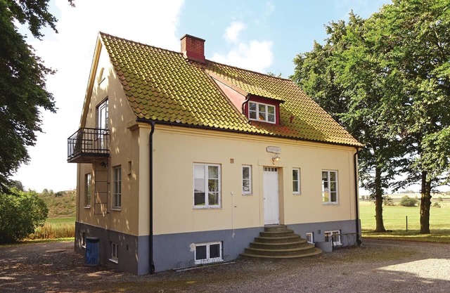 5 bedroom gorgeous home in Tomelilla
