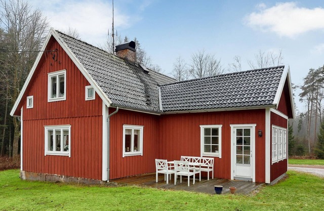 5 bedroom nice home in Strömsnäsbruk