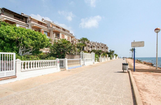 5 bedroom nice home in Santa Pola