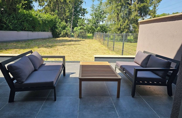 5 Bedroom Villa for 10 in Gouy-lez-Piéton