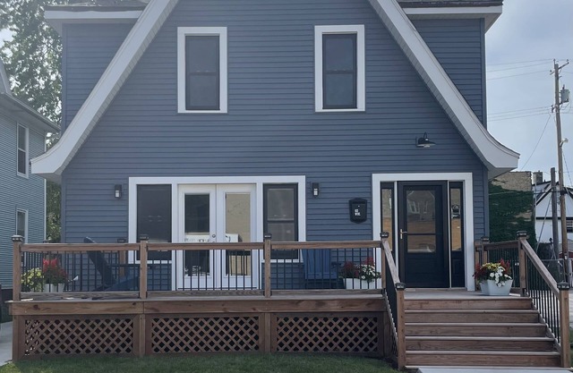 5 Minutes from Downtown Racine. Private deck, entrance, and driveway.