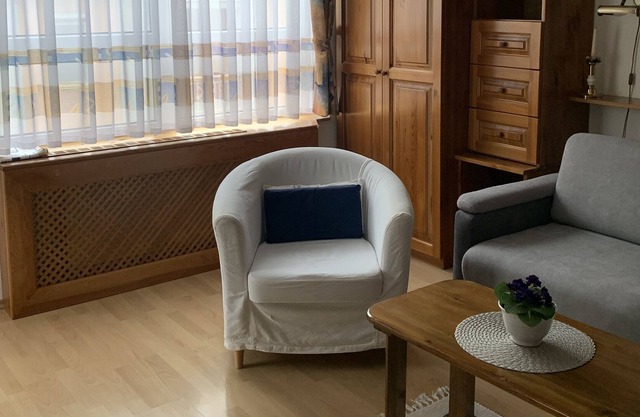 5 PERC SÉTÁRA A TERMÁL TÓTÓL!