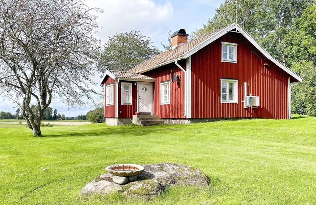 5 person holiday home in GÖTENE