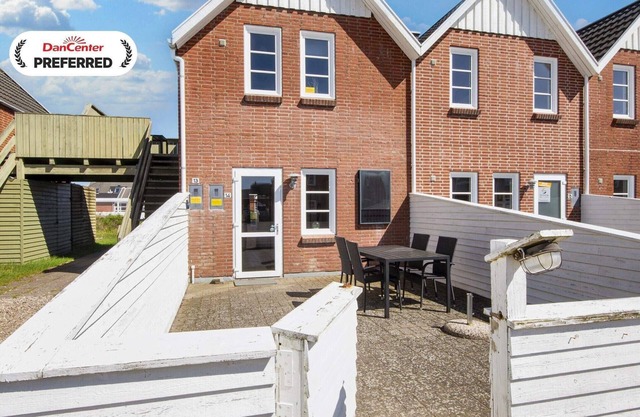 5 person holiday home in Rømø-By Traum