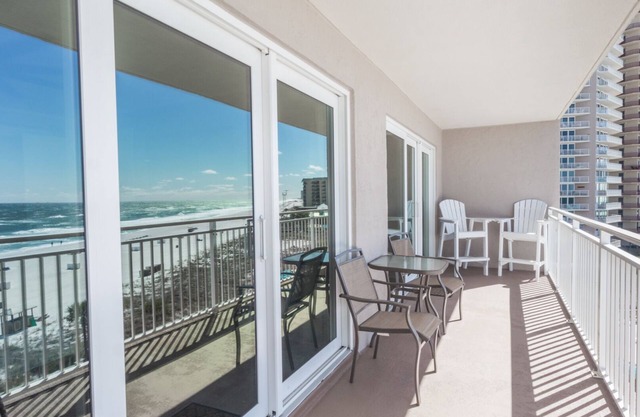 5 STAR BEACHFRONT 2BR/2BA Dunes of Panama D505 Nov & Dec Snowbird Available!