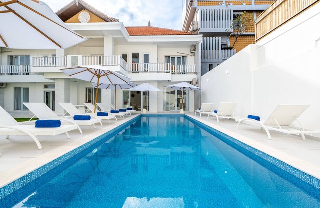 5 Star Luxury Minimalist Villa White Angel in Seminyak