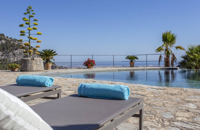 5 Star Private Villa with Private Pool, Mallorca Villa 1461