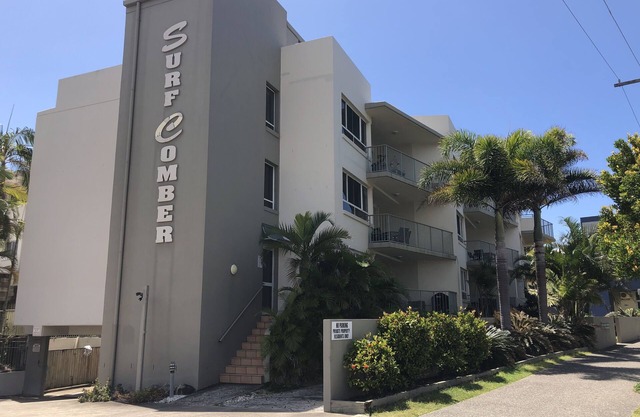 5 Surfcomber on the Beach - directly opposite Beach and Surfclub