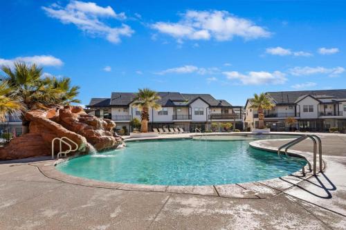 50-51| 2 Homes Together in St. George with Private Hot Tub