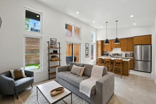500 House - Unit C townhouse