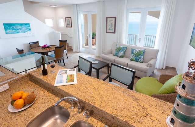 5051 3 Bedroom Ocean Front, "Las Casitas Village"