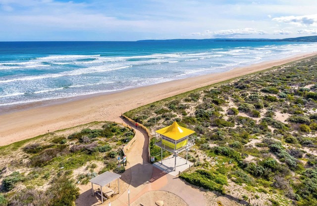 51 Beach Road - Rosedale Beach House