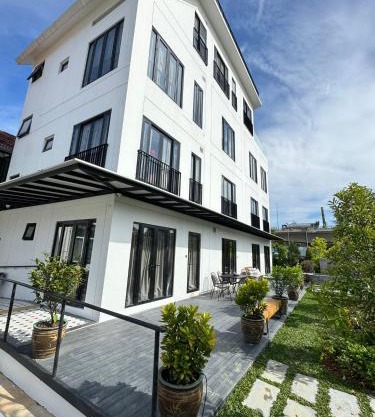 545 Residences - Extended stay property- Min 6 nights