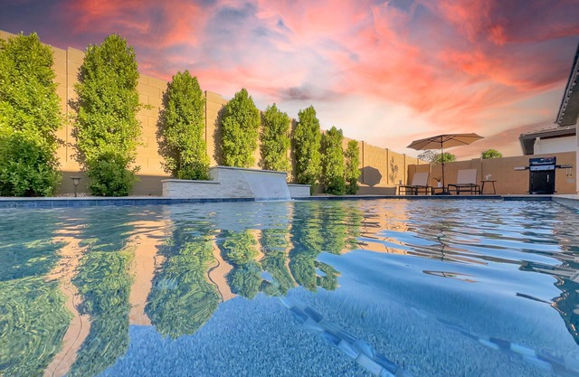 55+ New Queen Creek Community. Amenities Galore!