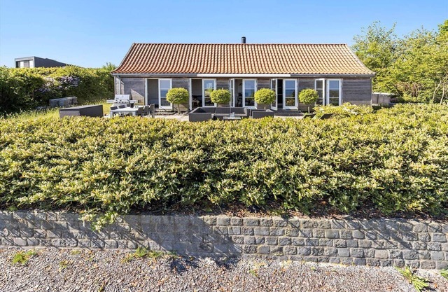 5533 Svaneke - Bølsbakke 23