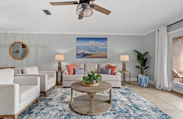 5min walk to beach, 11 pools, pickleball, tennis, golf
