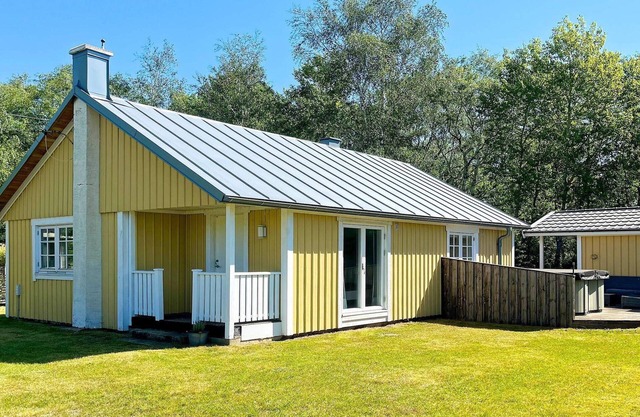 6 person holiday home in LAHOLM-By Traum