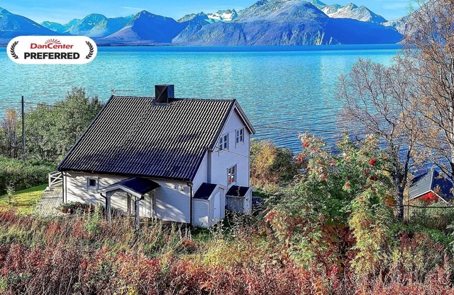 6 person holiday home in Olderdalen