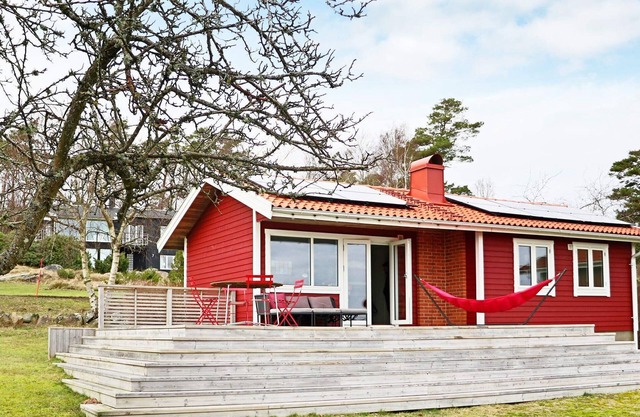 6 person holiday home in FALKENBERG-By Traum