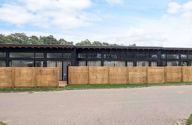 6 person holiday home on a holiday park