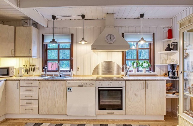 6 person holiday home in Blokhus